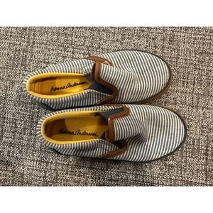 Hanna Andersson boys slip on shoes size 10